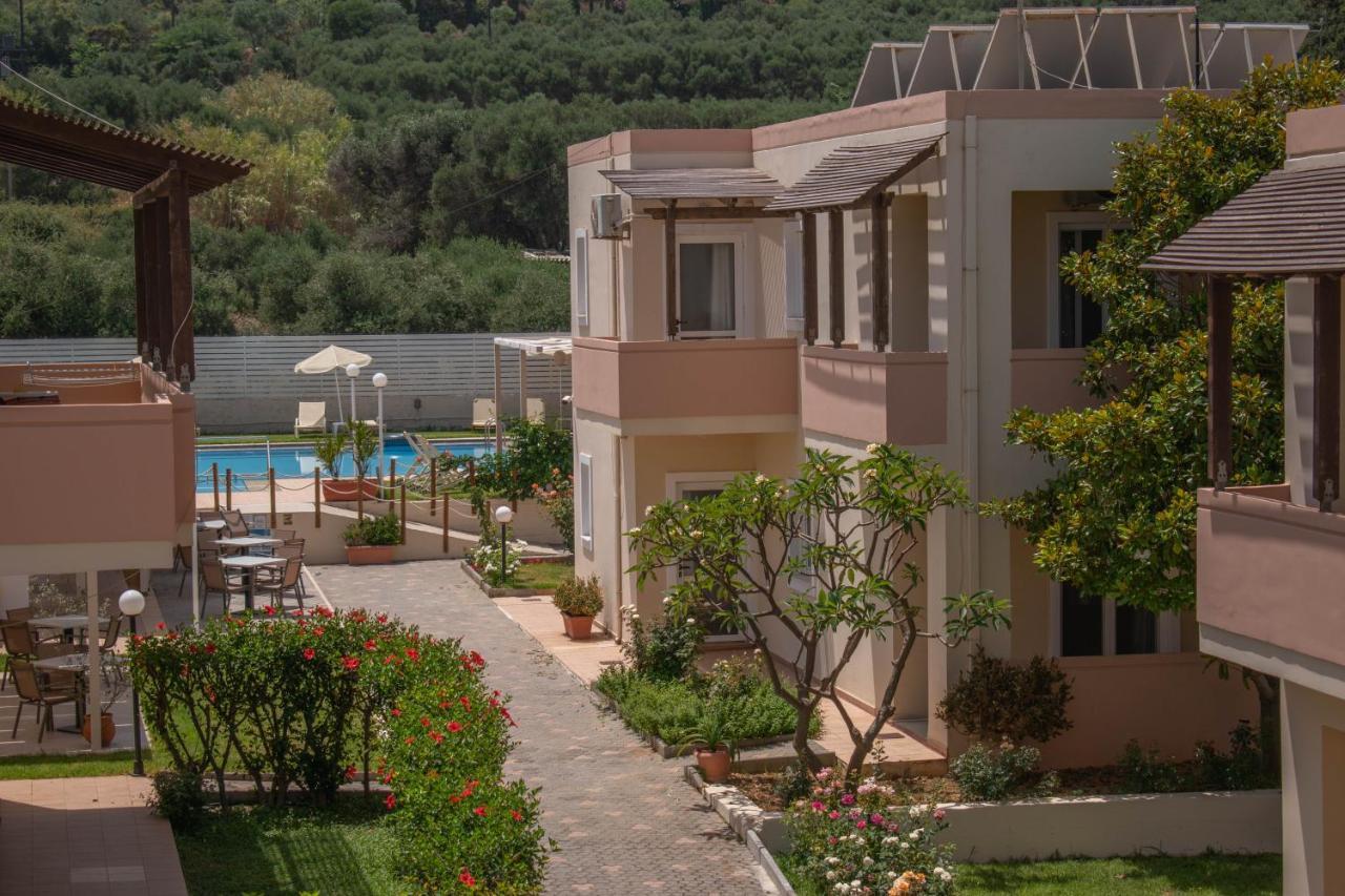 Evdokia Αpartments & Dimitra Village Agia Marina Eksteriør bilde