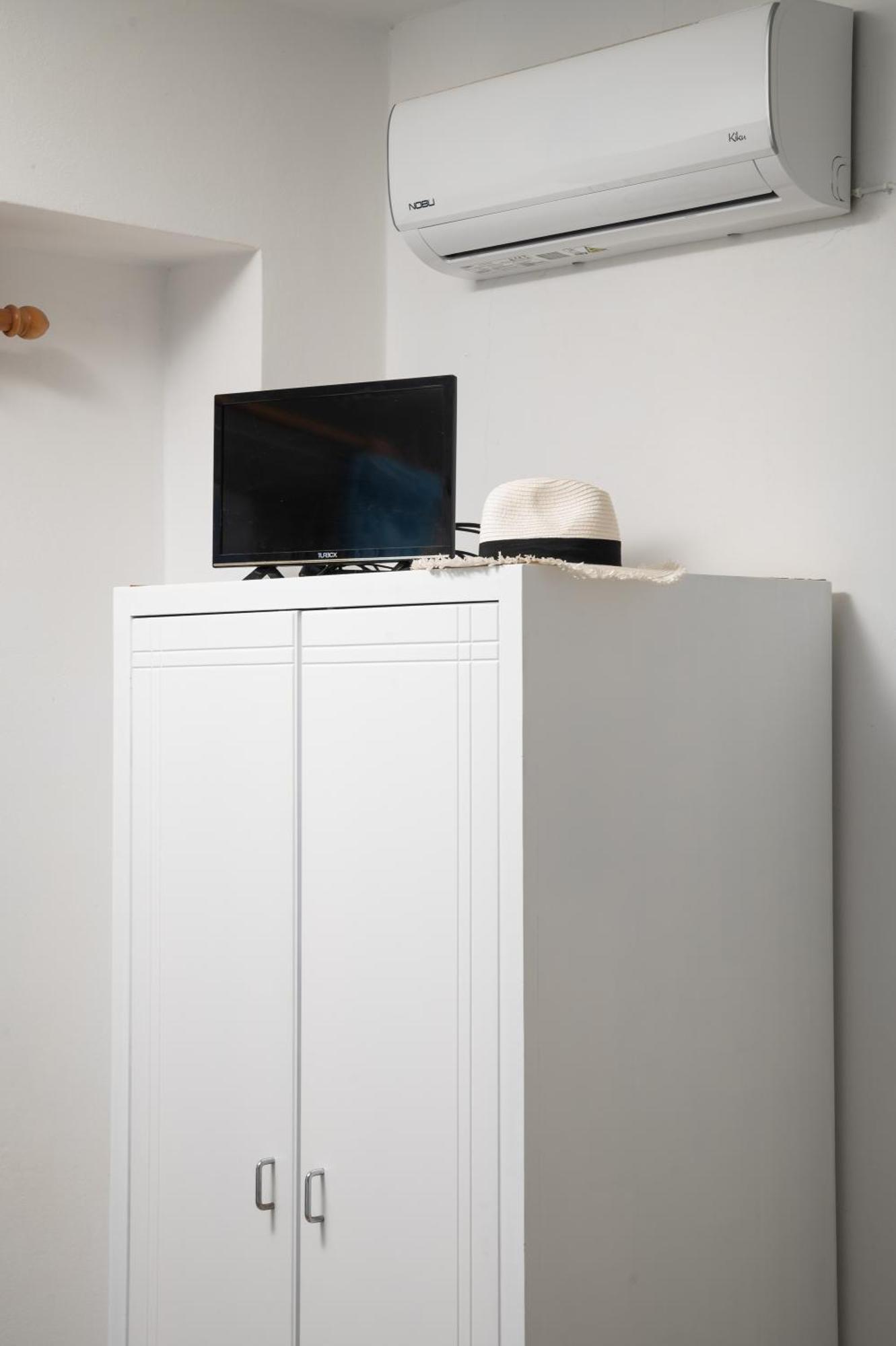 Evdokia Αpartments & Dimitra Village Agia Marina Eksteriør bilde