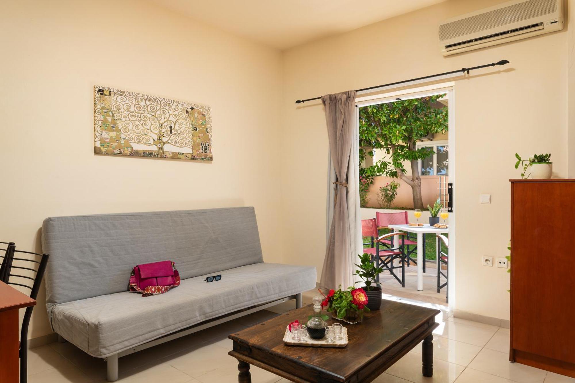 Evdokia Αpartments & Dimitra Village Agia Marina Eksteriør bilde